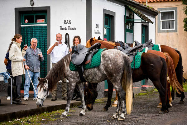 Visite des Açores à cheval