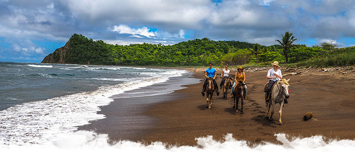 Plages et forêts à cheval en Amérique du Sud