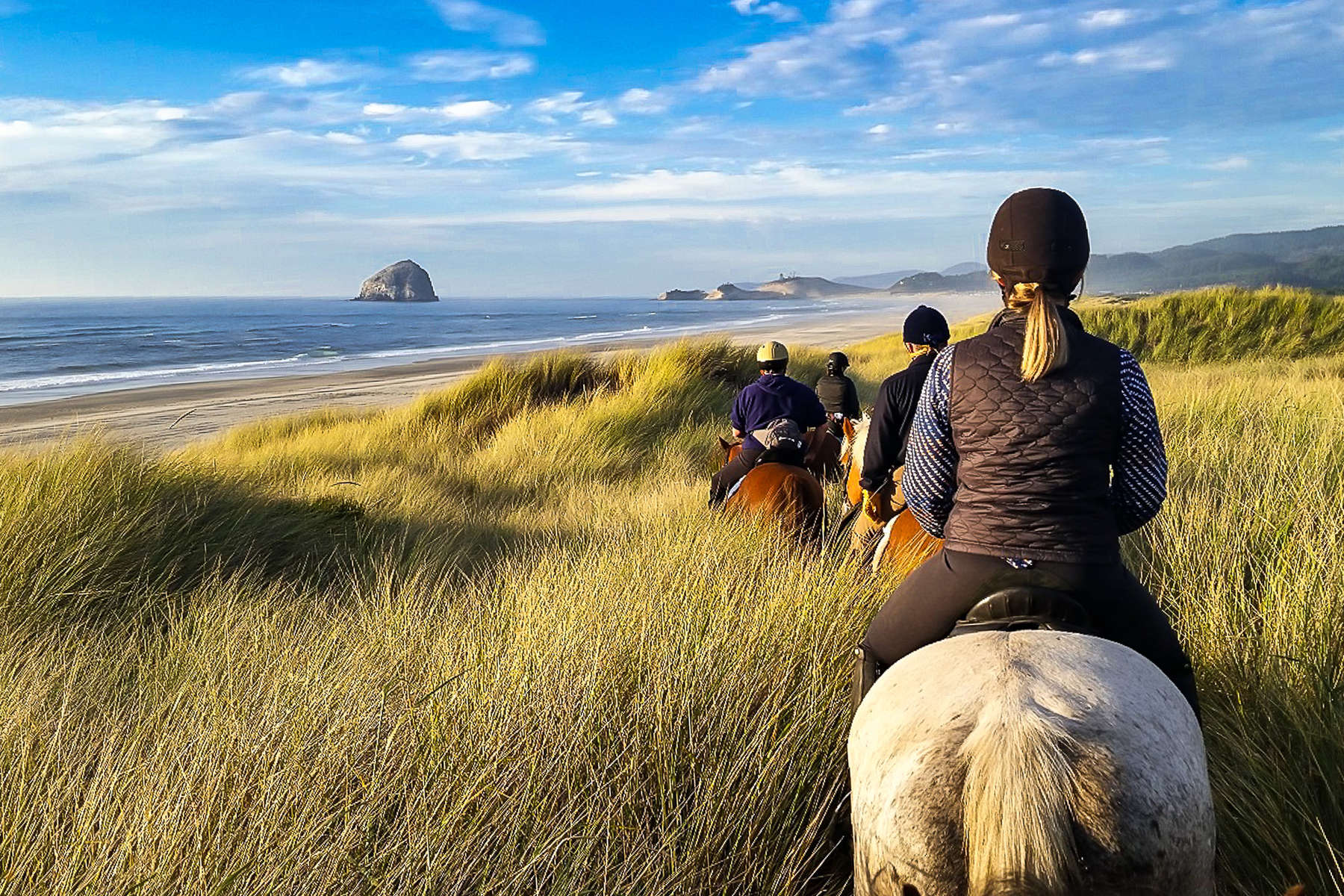 En bord de mer en Oregon Plages de l'Oregon à cheval