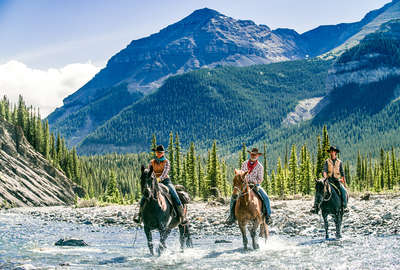 A cheval dans les Rocheuses