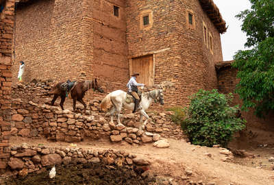 Village marocain à cheval
