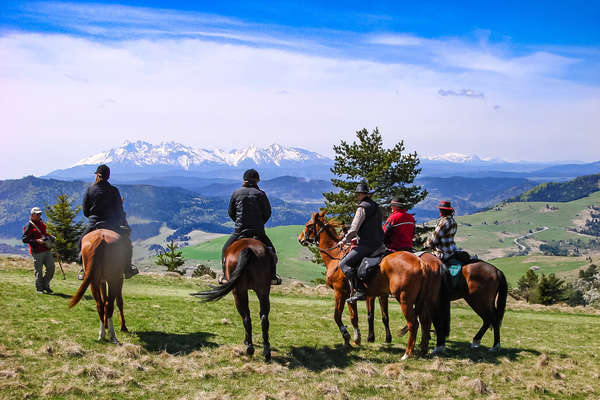 A cheval dans les montagnes polonaises