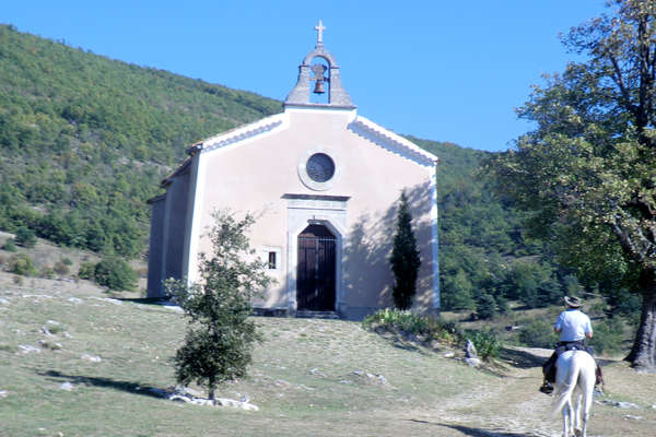 Montagne de Lure et Chapelle