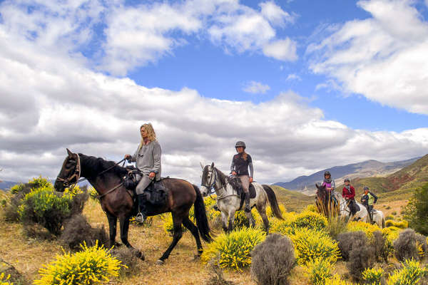 Cavaliers dans le Parc Naturel de la Sierra Nevada