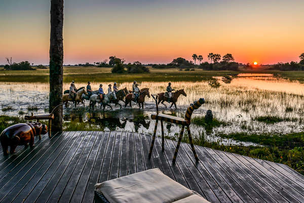 Fin de journée à cheval au Botswana
