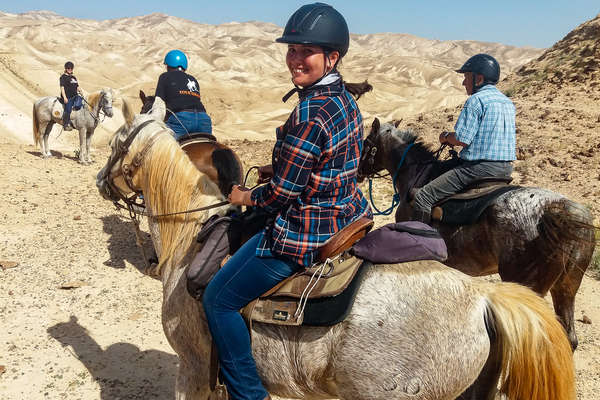 Groupe de cavaliers en Israël