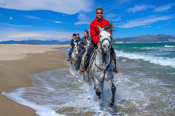 La Catalogne en bord de mer à cheval