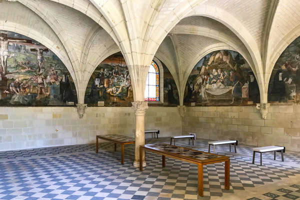 magnifiques fresques de l'abbaye de fontevraud
