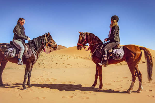 Maroc à cheval dans les dunes