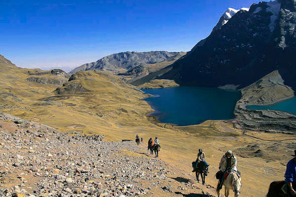 Passage de col à cheval au Pérou