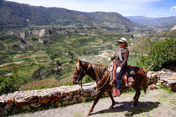 Paysages du Pérou à cheval