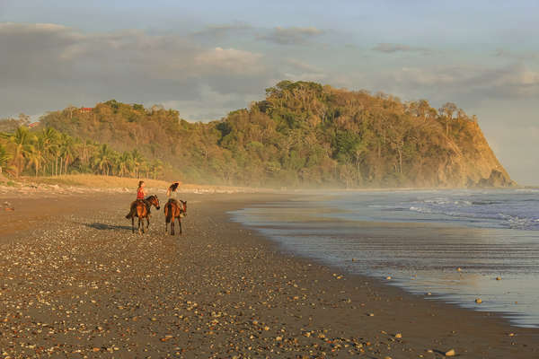 Plages du Costa Rica à cheval